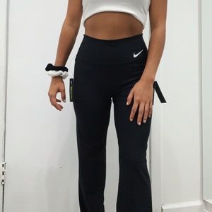 black straight cut yoga pants